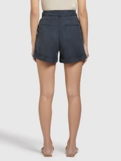 Khujo Shorts Loosefit Bandplooibroek Elida Dames Donkerblauw -Khujo Winkel 065952582fbe9fcee8ad2baaa193889b