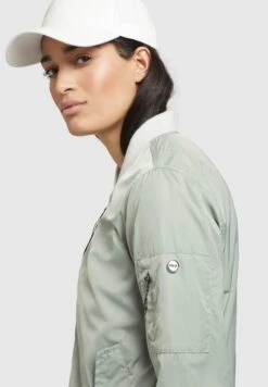 Khujo Stence - Bomberjacks - Blassgrün -Khujo Winkel 274f21b2f50441bf846f62d4589a9cd7