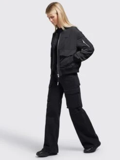 Khujo Tussenjassen Tussenjas Nova Dames Zwart -Khujo Winkel 357bee9060097fa2425fb83aa8292871