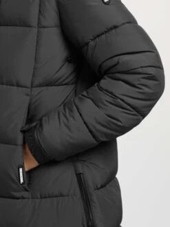 Khujo Wintermantels Wintermantel Youma Dames Zwart -Khujo Winkel 7bd3709d0a60bc5c41467593735fdd53