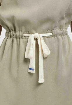 Khujo Hediye - Jurk - Oliv 16 Khujo Hediye - Jurk - Oliv -Khujo Winkel 82b1ff27bdf2439fa37f1f5461c9cc79