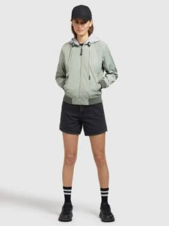 Khujo Tussenjassen Tussenjas PERSEE Dames Pastelgroen -Khujo Winkel 85078f70fc448d4b371d586315fb0a36