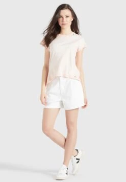 Khujo T-shirts Shirt Matama Dames Poederroze -Khujo Winkel 87aa53e633a70fcfbcc30cd6b81a820d