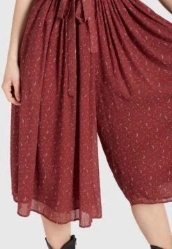 Khujo Louanna - Jumpsuit - Red -Khujo Winkel 892fdef206b34609b8a5cd778c756c4a