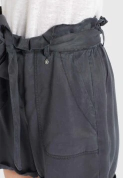 Khujo Shorts Loosefit Broek Poppy Dames Donkergrijs -Khujo Winkel 8efdd4813d2a9adb423a95fa9a85252d