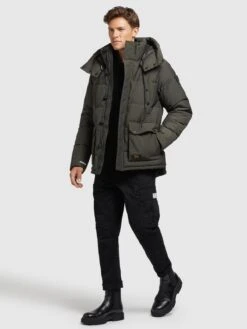 Khujo Winterjassen Winterjas Primero Heren Kaki -Khujo Winkel 9450915e5ae77dd065daf59f3327a707