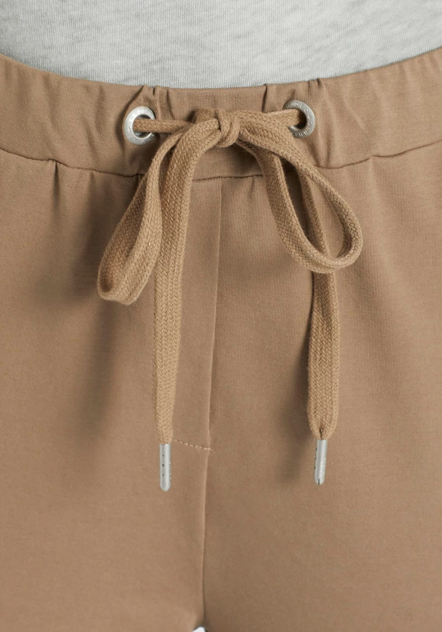 Khujo Sweatpants Tapered Broek Alenia Dames Lichtbruin 8 Khujo Sweatpants Tapered Broek Alenia Dames Lichtbruin - Afbeelding 6