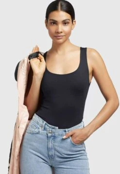 Khujo Alecia - Trenchcoat - Apricot 16 Khujo Alecia - Trenchcoat - Apricot -Khujo Winkel a3963f5168b74981a2ac5db5ff47abe8