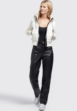 Khujo Dalis Shiny - Jas - Cremeweiß 13 Khujo Dalis Shiny - Jas - Cremeweiß -Khujo Winkel a9f0aa013bbb4616808d3a1ddc6eb84b