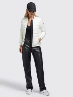 Khujo Tussenjassen Tussenjas Maude Dames Natuurwit 15 Khujo Tussenjassen Tussenjas Maude Dames Natuurwit -Khujo Winkel c0403d10dfc11b6c1eed430298ebd565