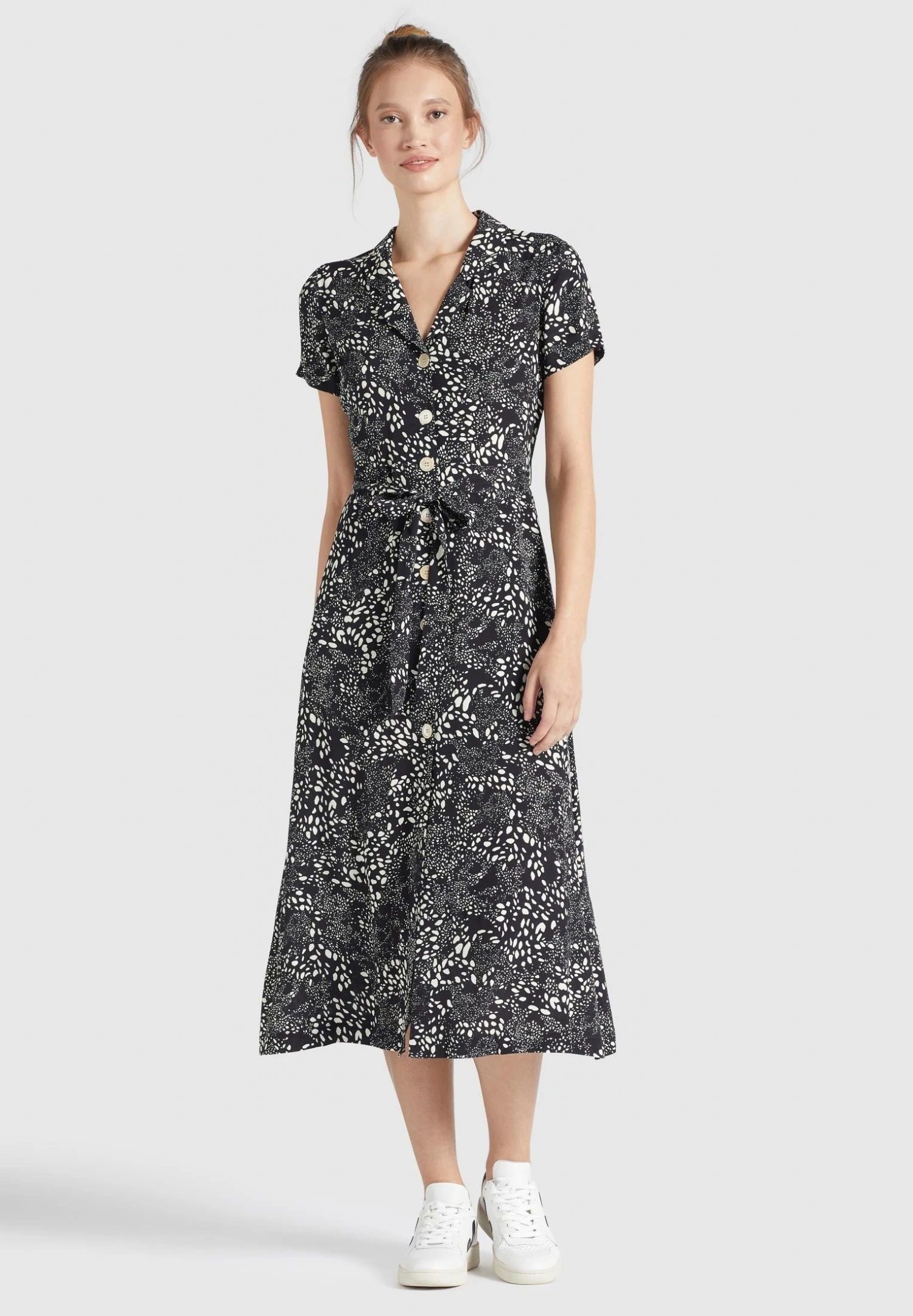 Khujo Goya - Blousejurk - Schwarz Weiß Gemustert 4 Khujo Goya - Blousejurk - Schwarz Weiß Gemustert - Afbeelding 2